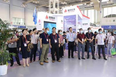 寧波市計(jì)算機(jī)學(xué)會(huì)網(wǎng)絡(luò)專委會(huì)組織IT精英觀摩第十二屆智博會(huì)，共探網(wǎng)絡(luò)與計(jì)算機(jī)科技前沿